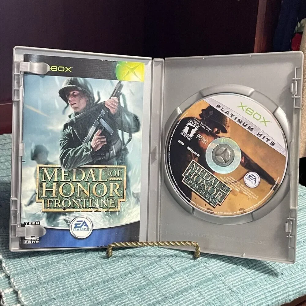 Medal of Honor: Frontline (XBOX) TESTED Complete Case Disc Book Video Game